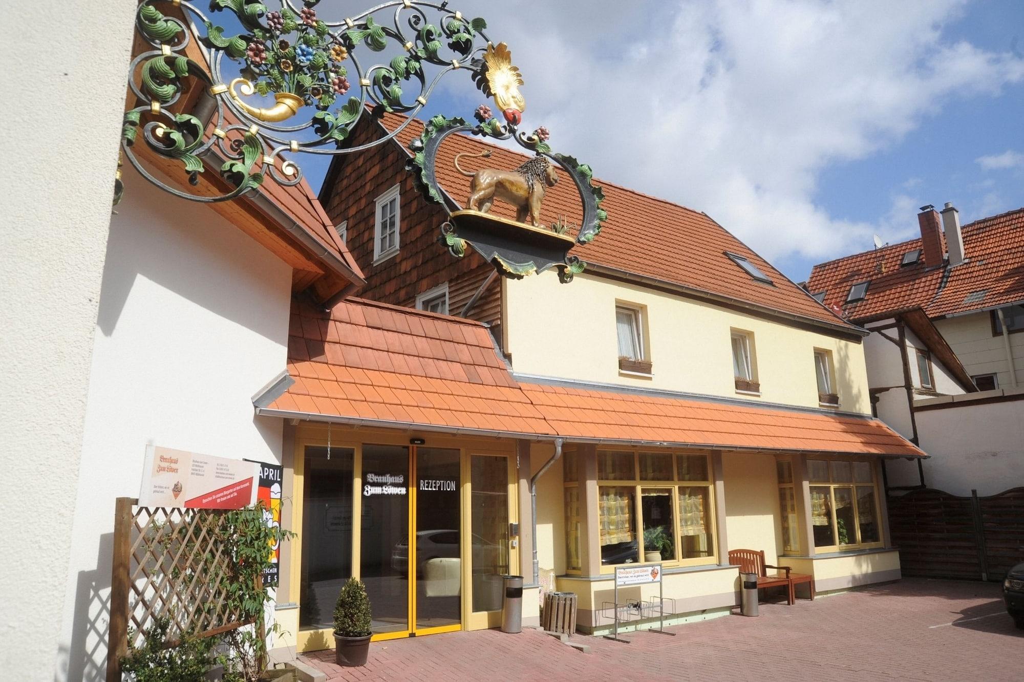 Отель Brauhaus Zum Loewen Мюльхаузен Экстерьер фото
