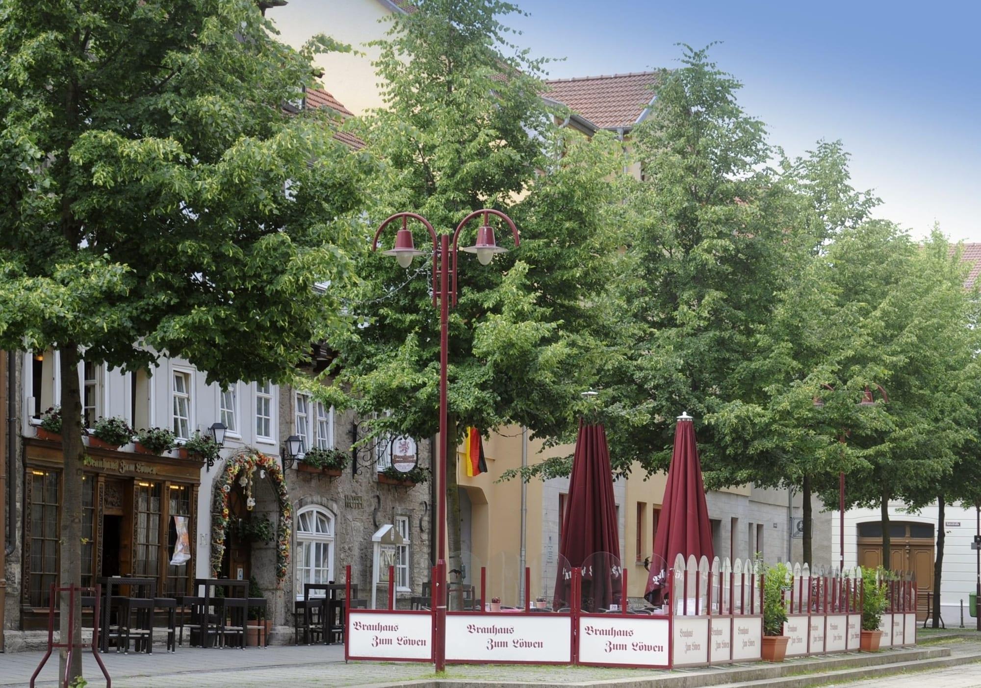 Отель Brauhaus Zum Loewen Мюльхаузен Экстерьер фото