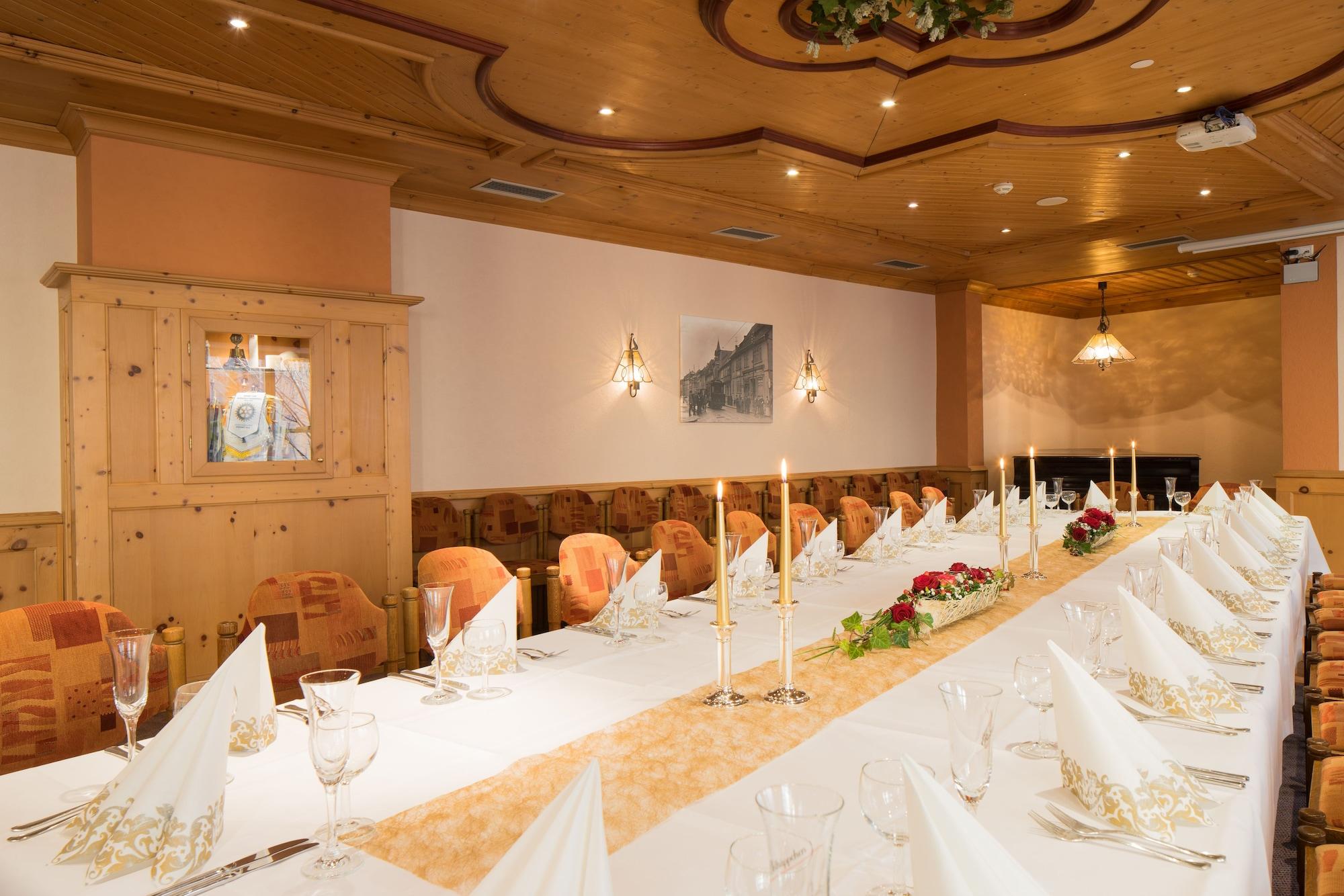 Отель Brauhaus Zum Loewen Мюльхаузен Экстерьер фото